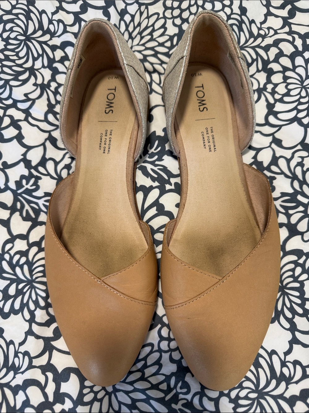 TOMS Women's Tan & Metallic D'Orsay Flats